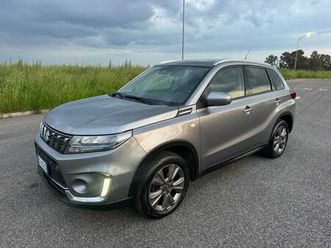suzuki vitara 1.4 hybrid top