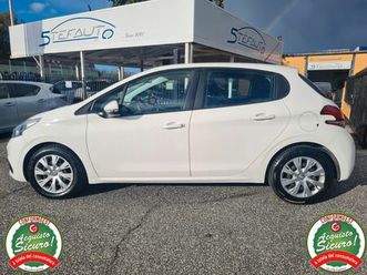 peugeot 208 bluehdi 100*autocarro 4 posti*.