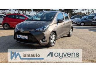 toyota yaris hybrid 1.5cc 72cv camera post. automatica