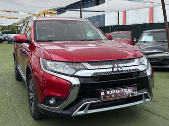 mitsubishi outlander 200 mpi motion cvt 2wd 7 plazas
