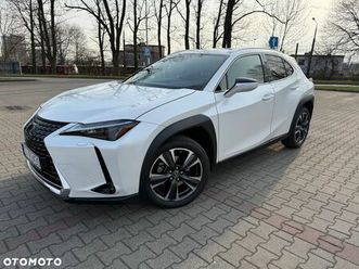 lexus ux 200 gpf business 2wd
