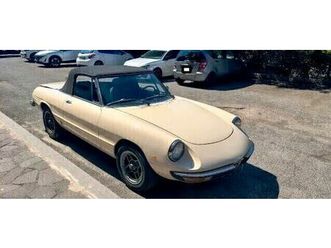 alfa romeo spider 2000