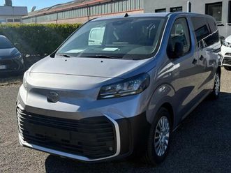 proace verso ev 75 kwh lounge medium